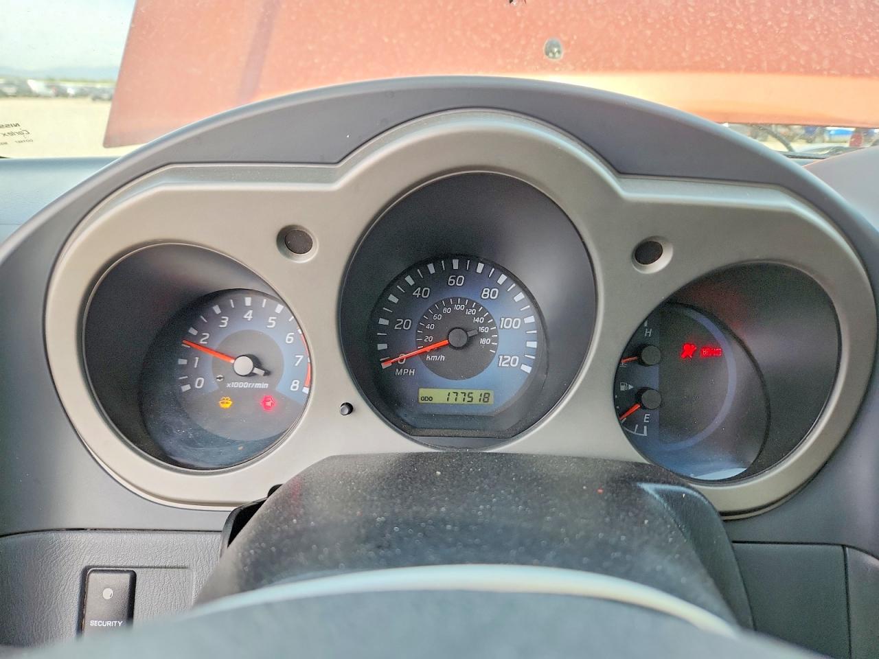 Nissan Xterra Xe-v6