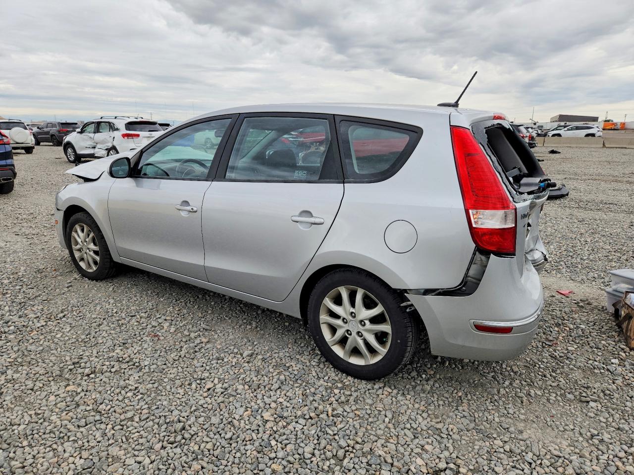 Hyundai ELANTRA Touring