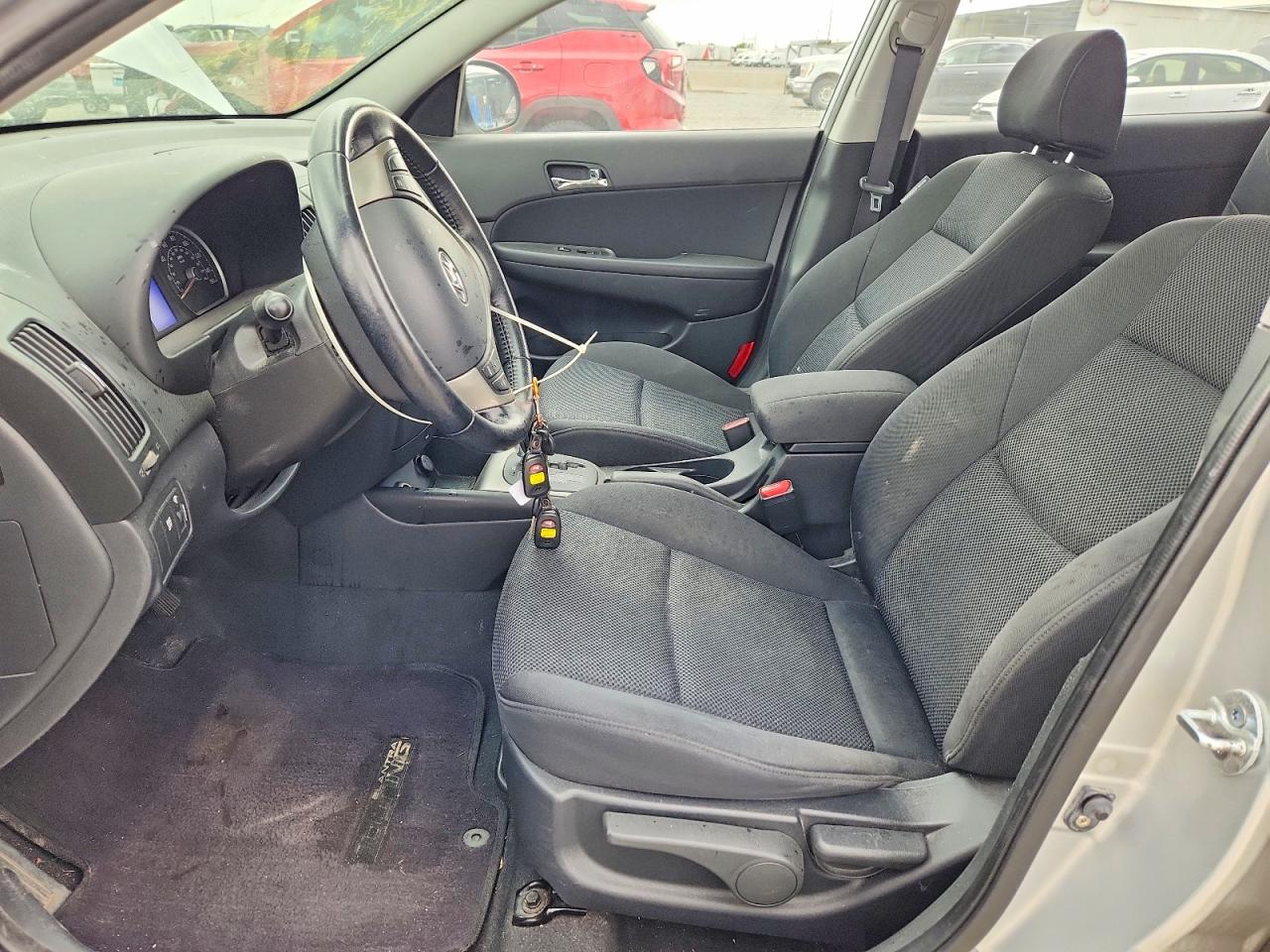 Hyundai ELANTRA Touring
