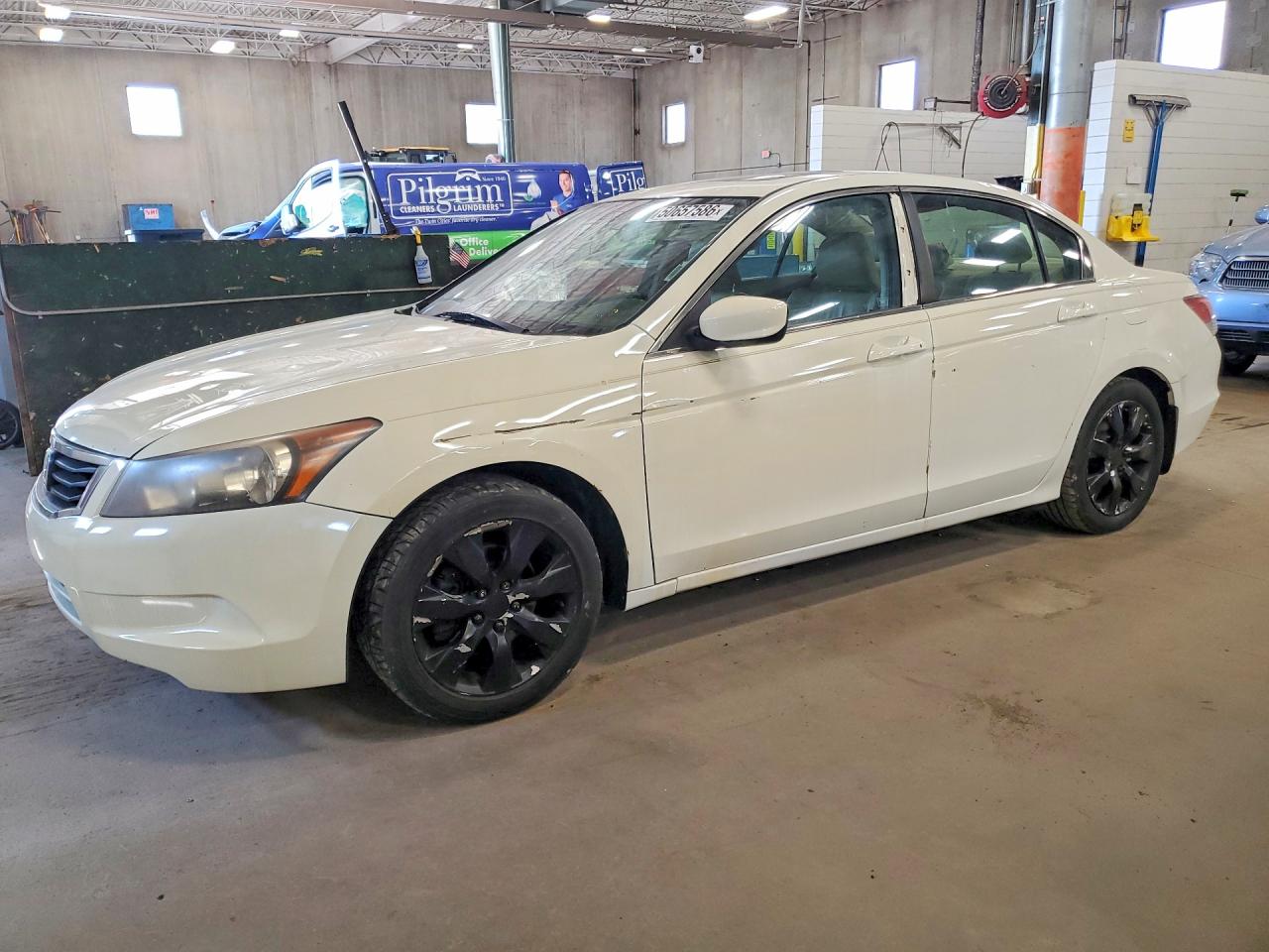 Salvage Honda Accord Image