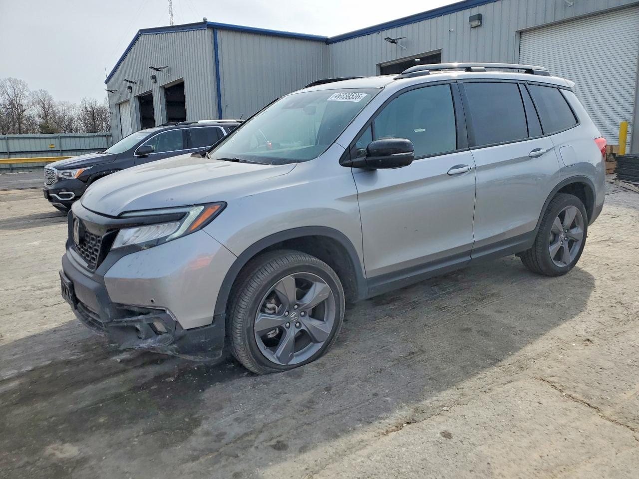 Salvage Honda Passport Image