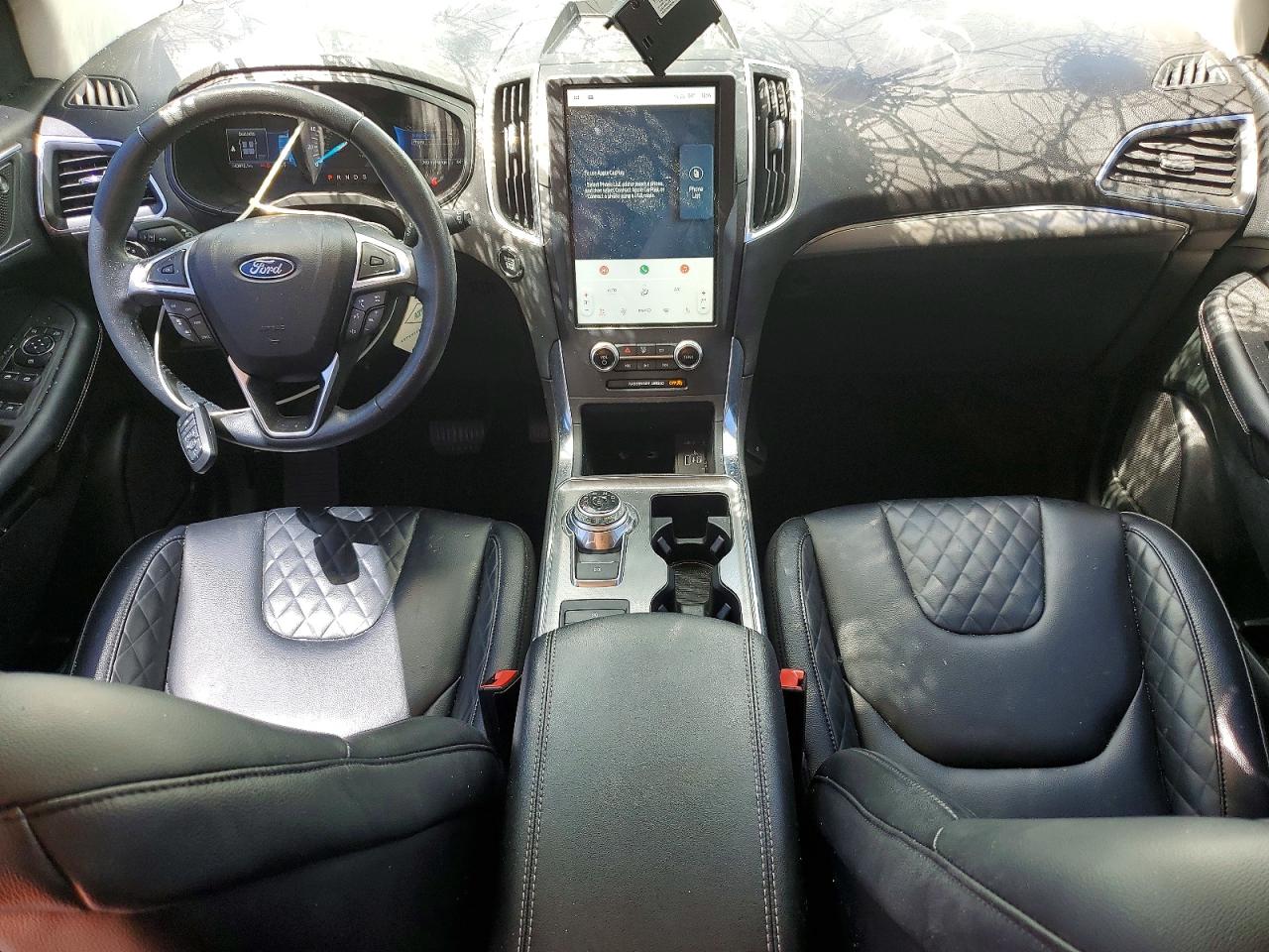 Ford Edge Titanium