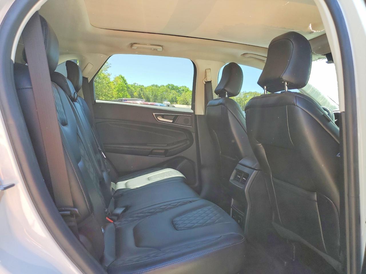 Ford Edge Titanium
