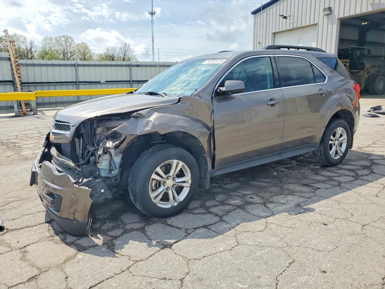 Salvage Chevrolet Equinox Image