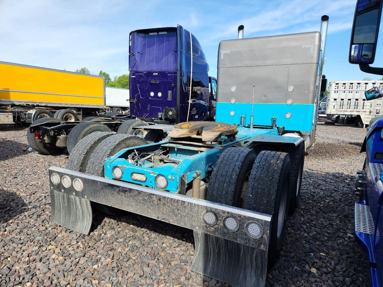 Peterbilt 379
