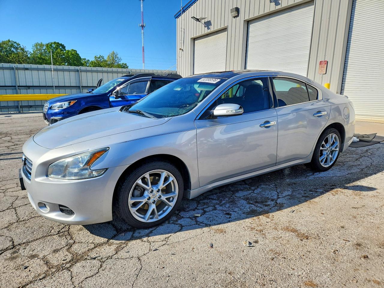 Salvage Nissan Maxima Image
