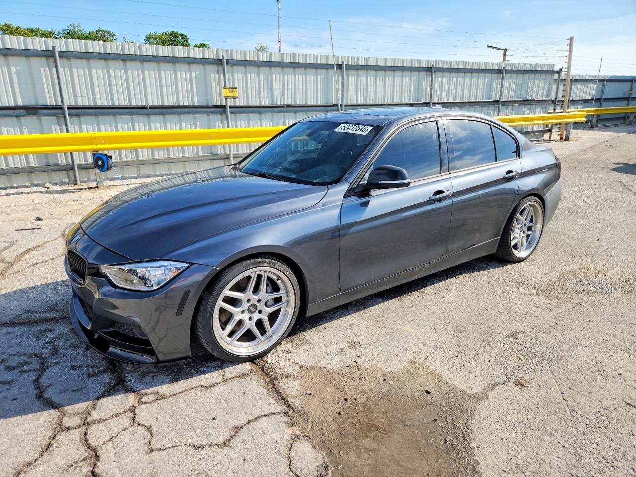 Salvage BMW 3 Series Image