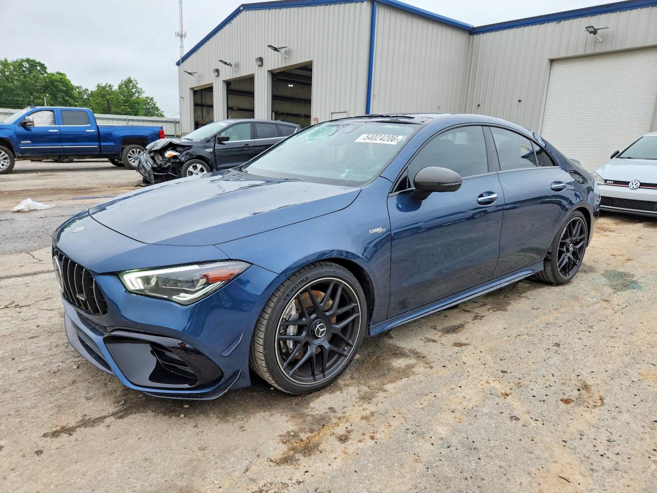 Salvage Mercedes-Benz Cla-class Image