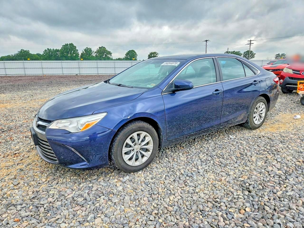 Salvage Toyota Camry Image