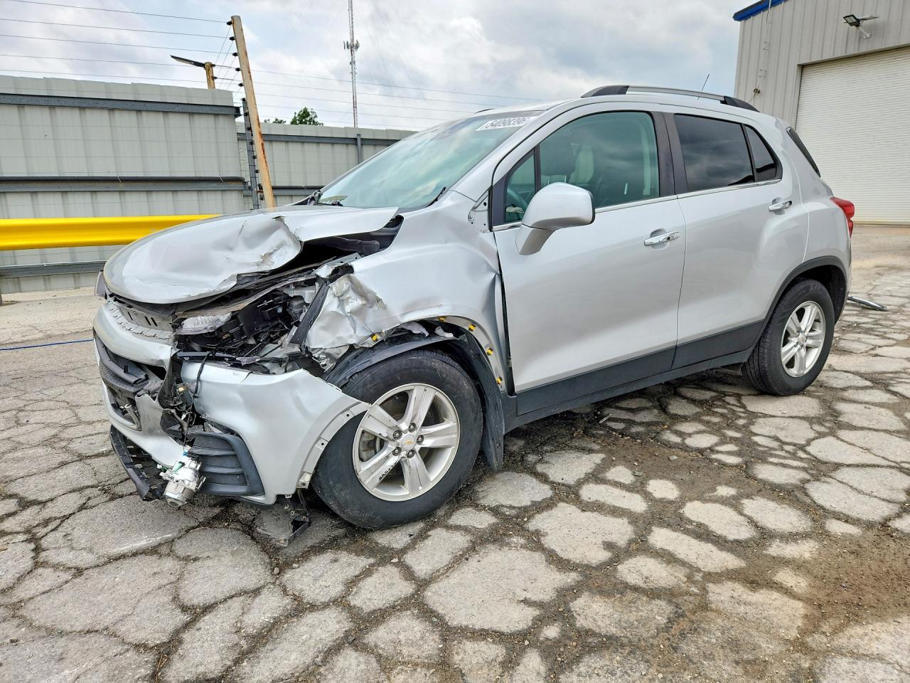 Salvage Chevrolet Trax Image