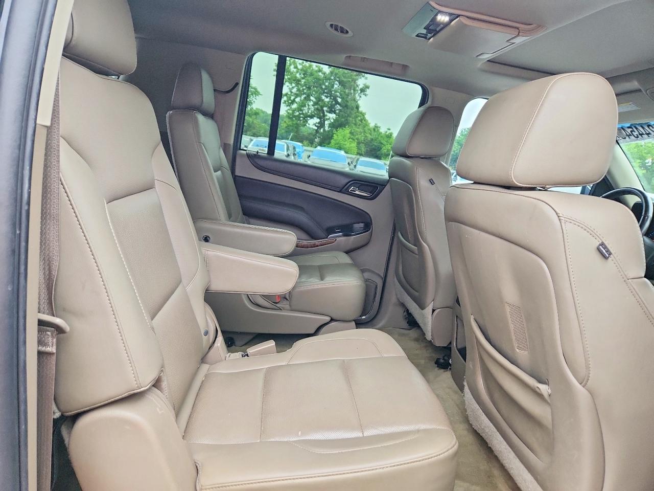 Chevrolet Suburban K1500 Ltz