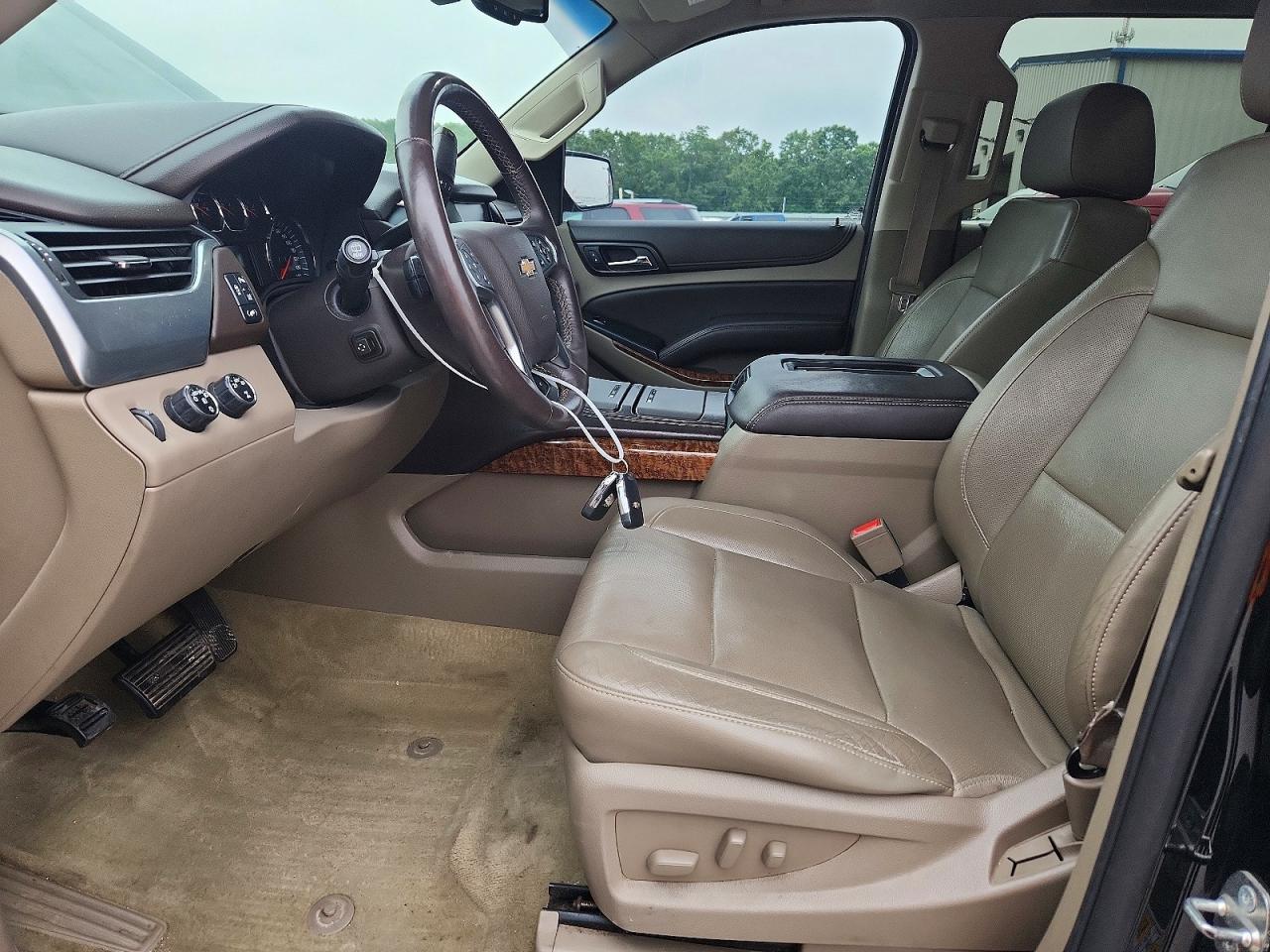 Chevrolet Suburban K1500 Ltz