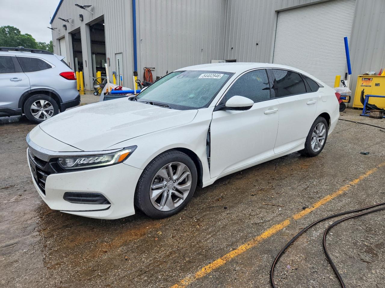 Salvage Honda Accord Image