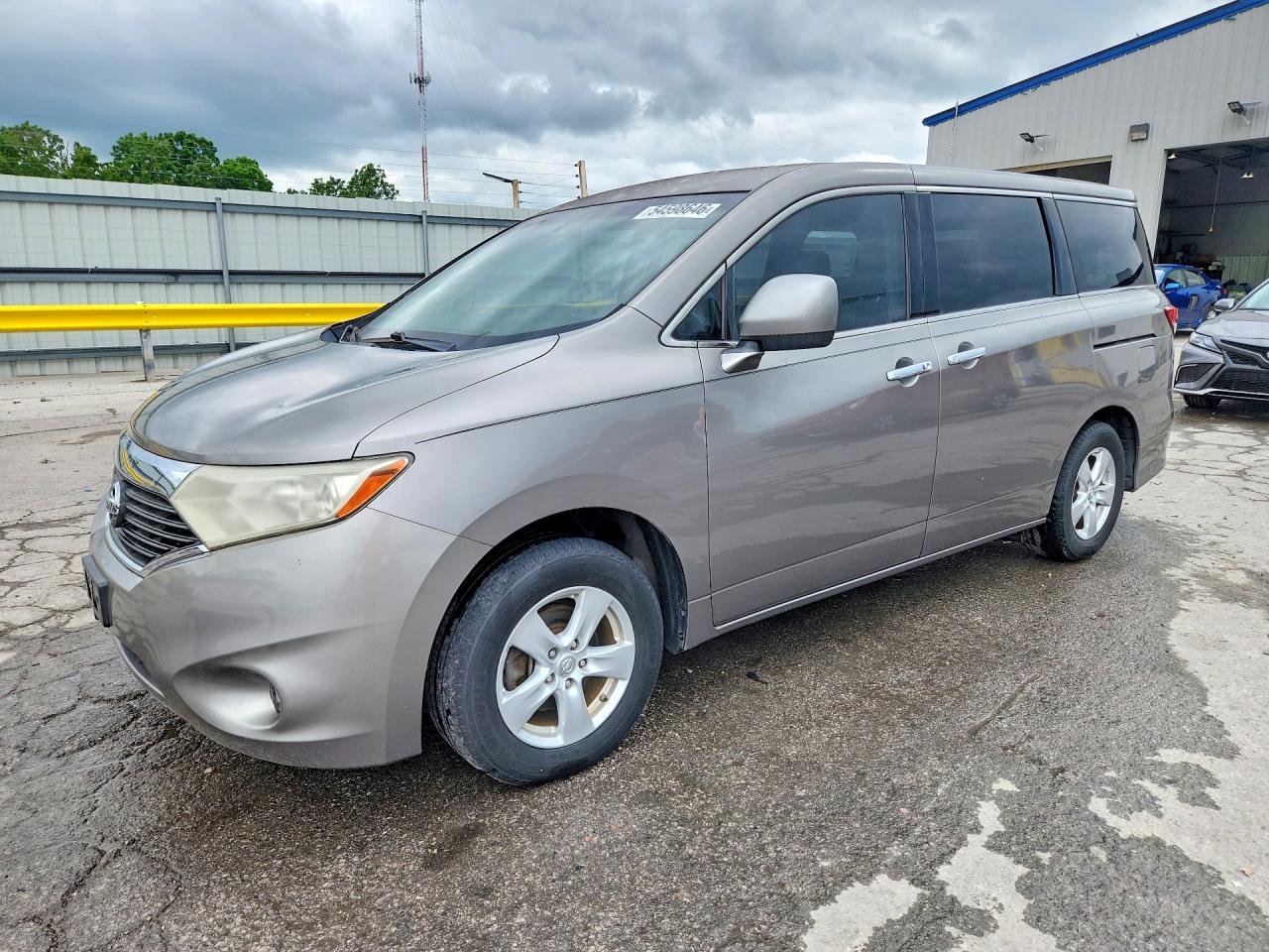 Salvage Nissan Quest Image