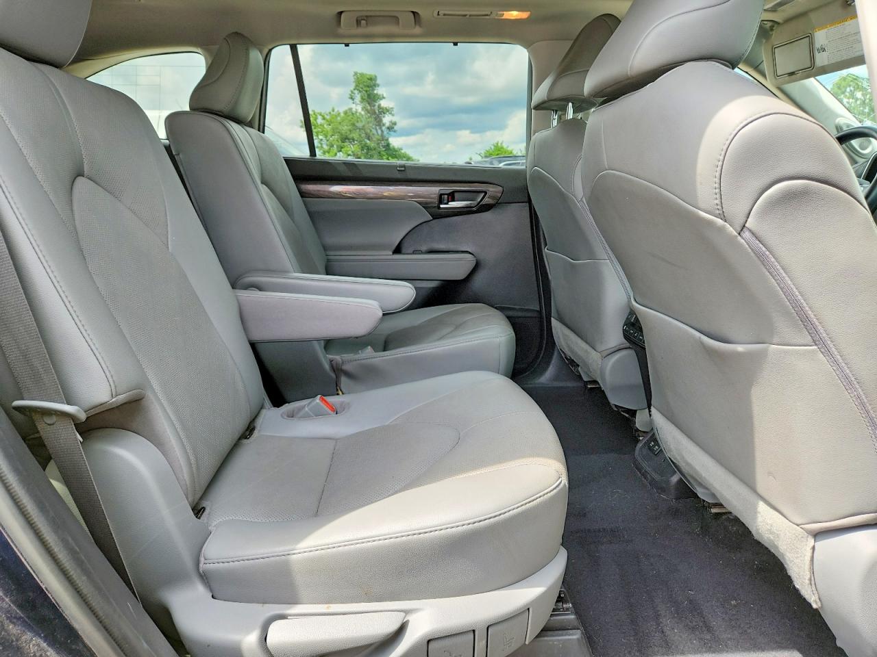 Toyota Highlander Platinum