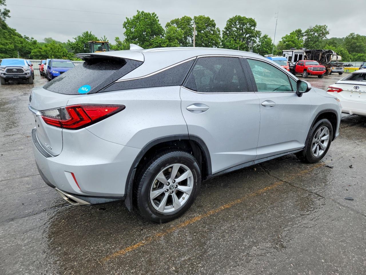 Lexus RX Base
