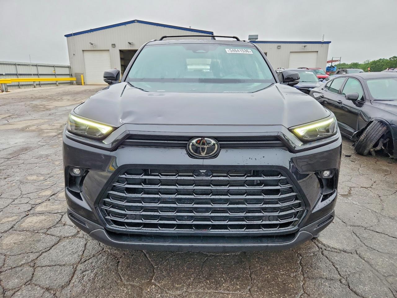 Toyota Grand High Nightshade