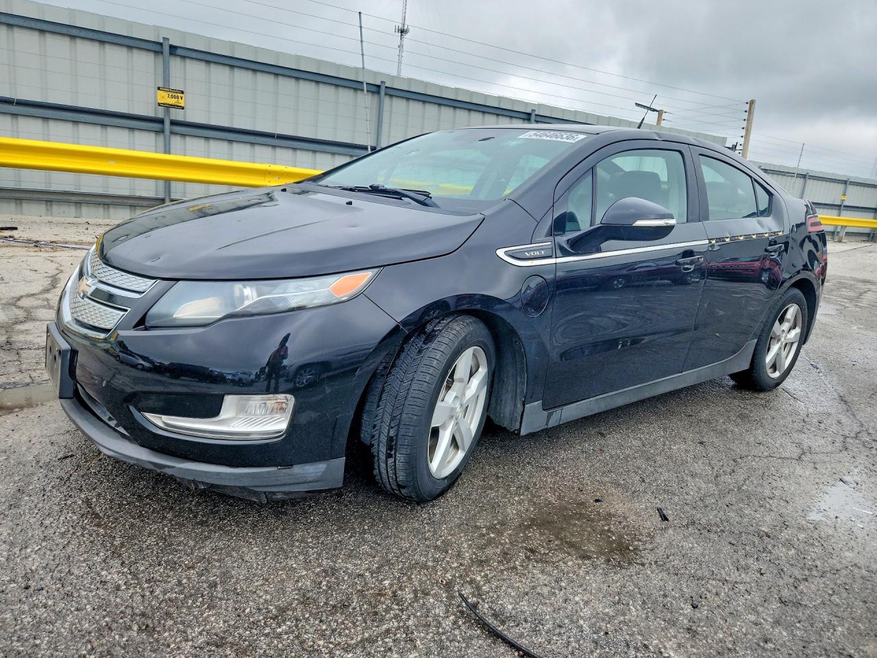 Salvage Chevrolet Volt Image