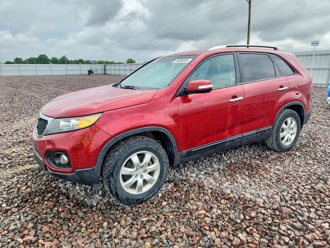 Salvage Kia Sorento Image