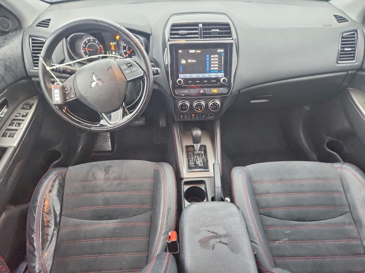Mitsubishi Outlander S