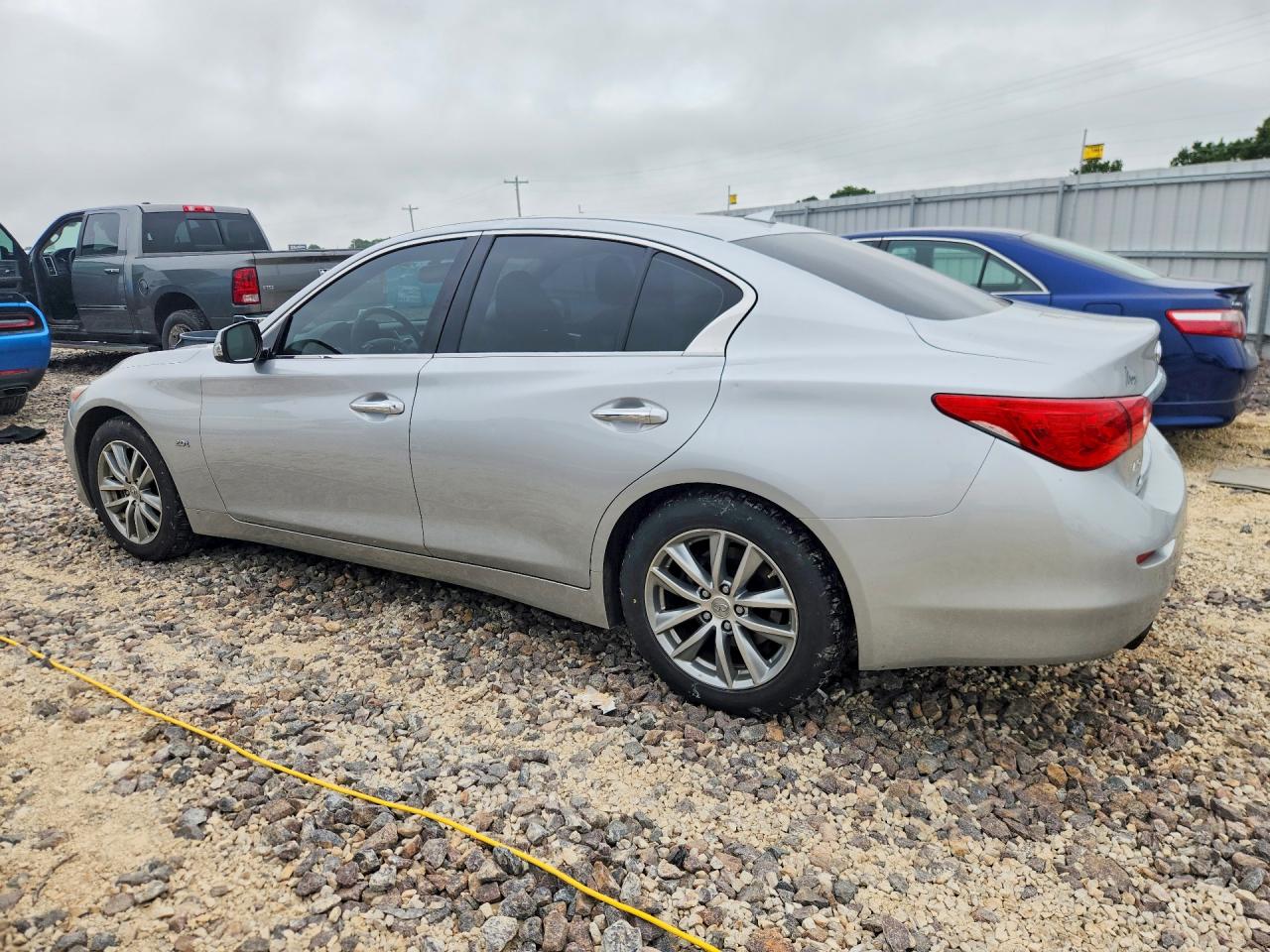 INFINITI Q50 2.0t P 2.0t Premium