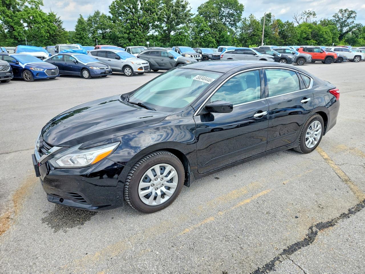 Salvage Nissan Altima Image