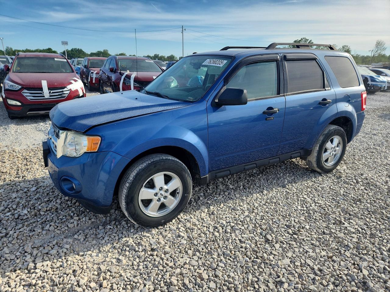 Salvage Ford Escape Image