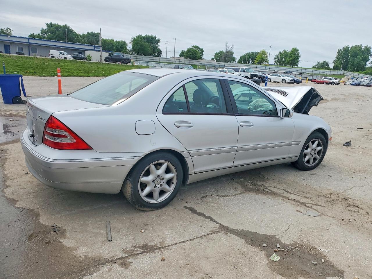 Mercedes-Benz C-Class 240 4matic