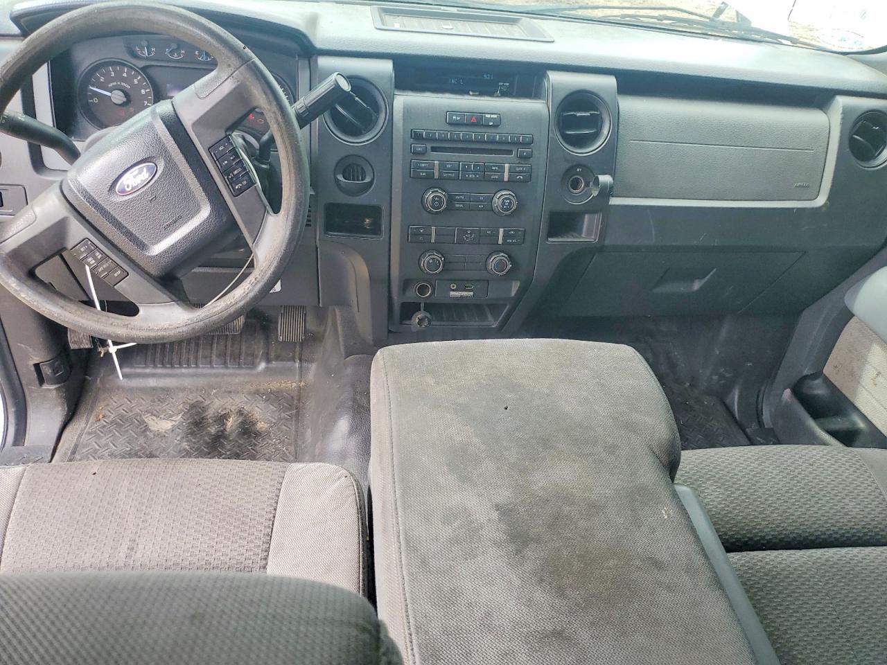 Ford F-150 Super Cab