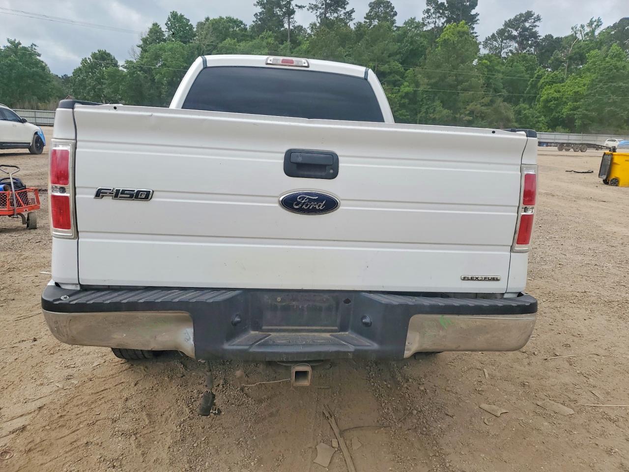 Ford F-150 Super Cab