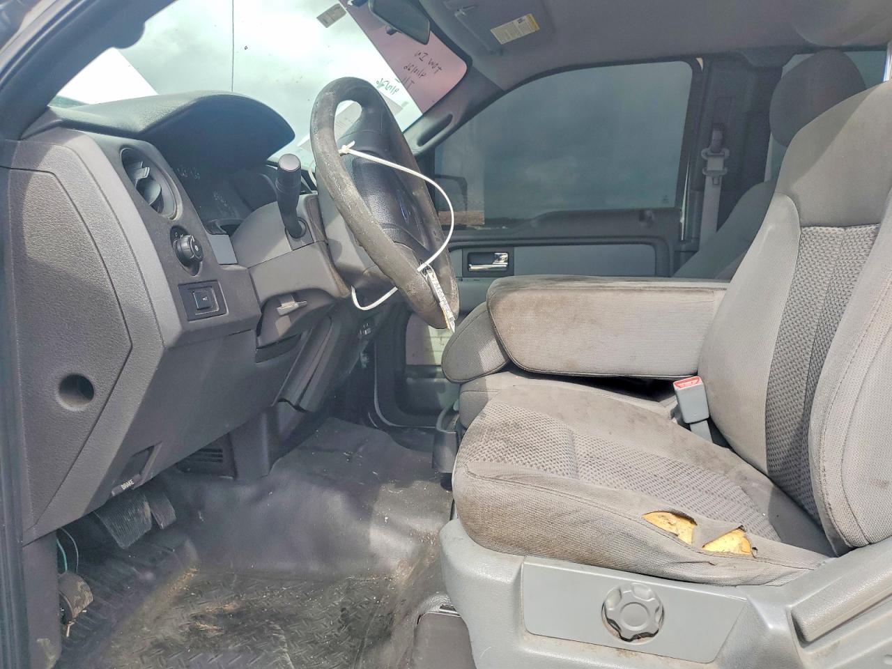 Ford F-150 Super Cab