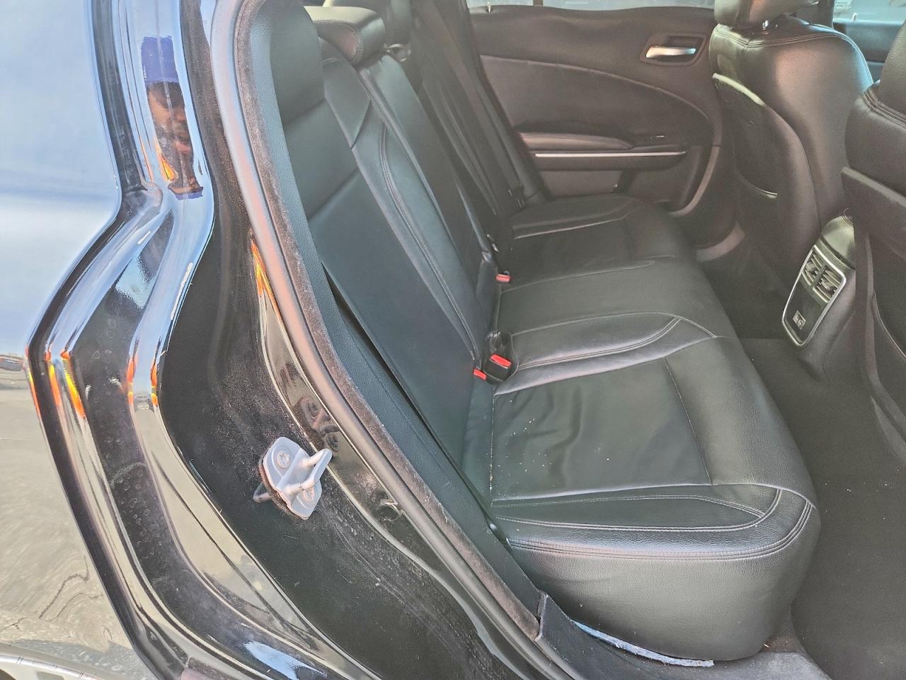 Dodge Charger Sxt