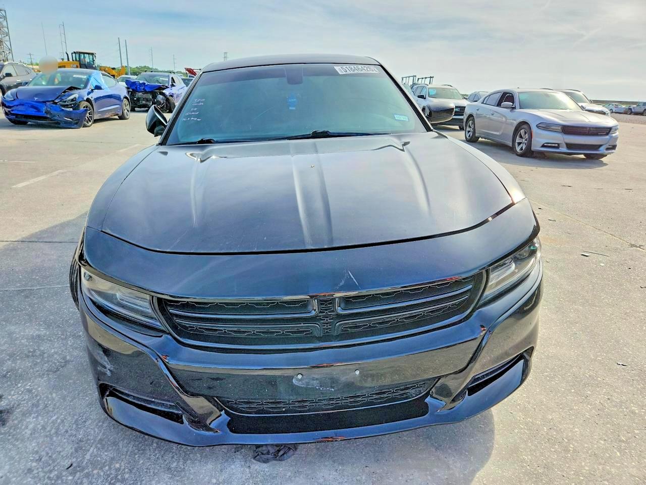 Dodge Charger Sxt