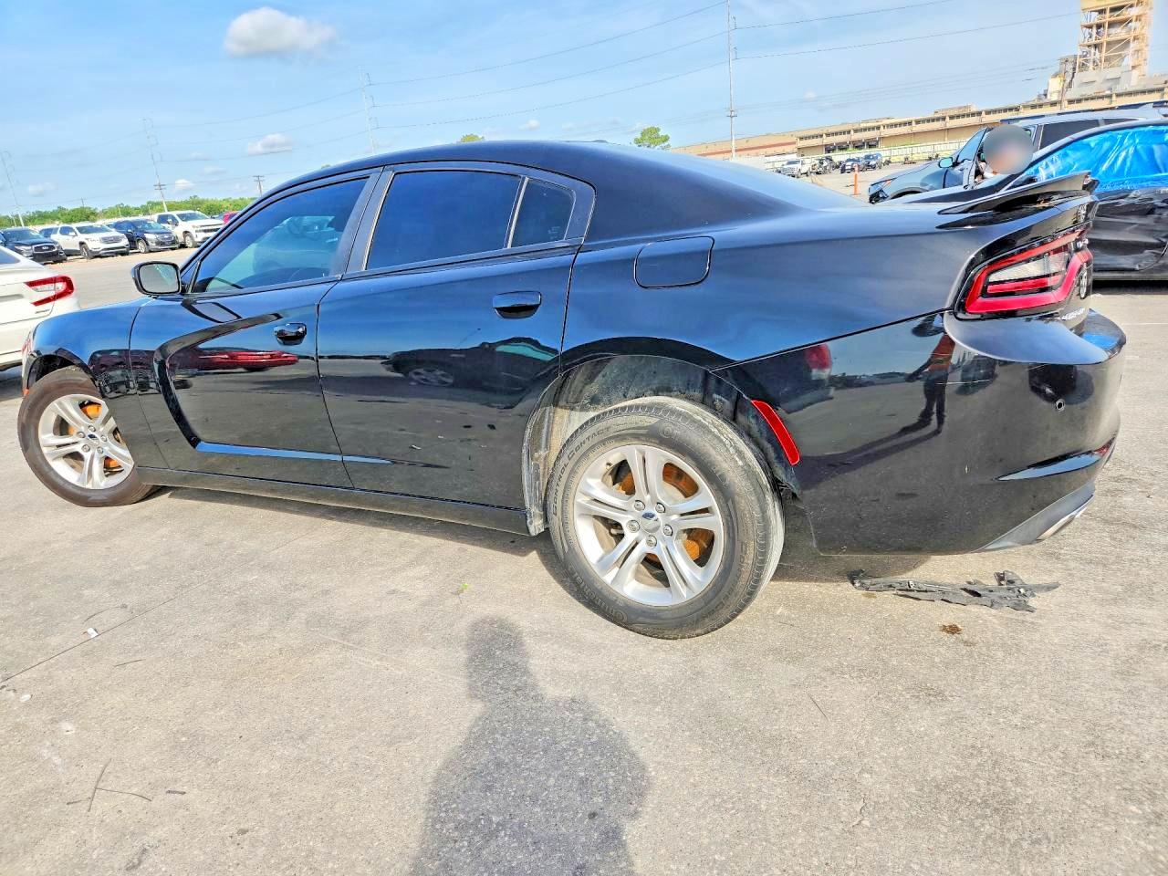 Dodge Charger Sxt