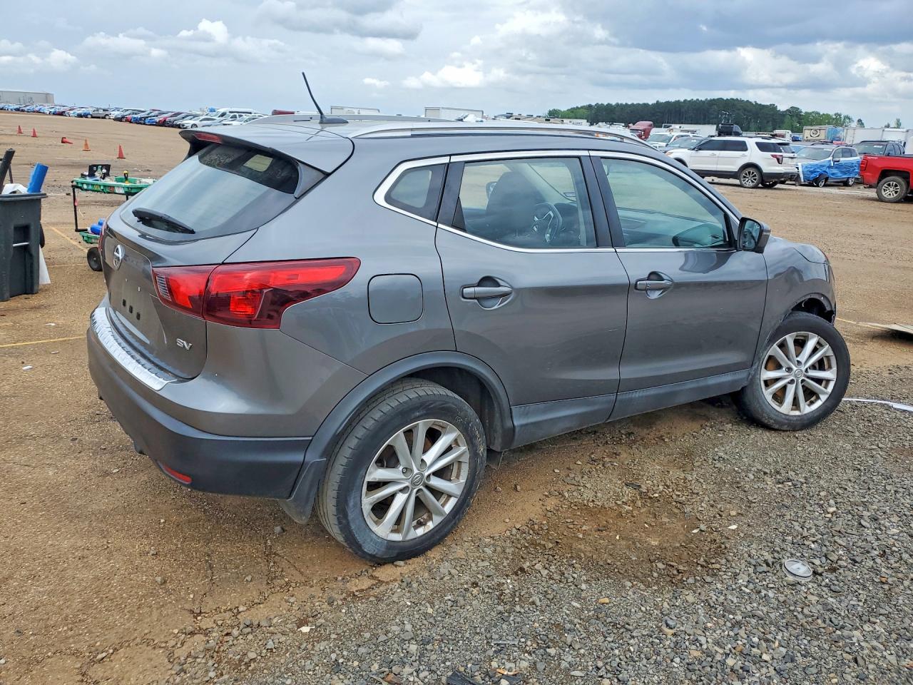 Nissan Rogue Sv