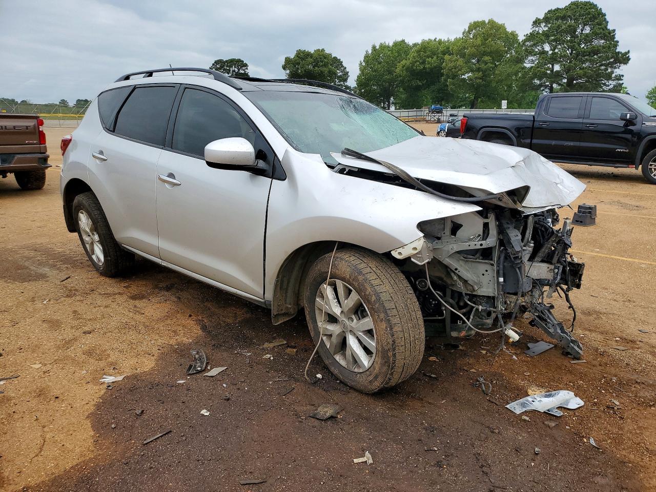 Nissan Murano S