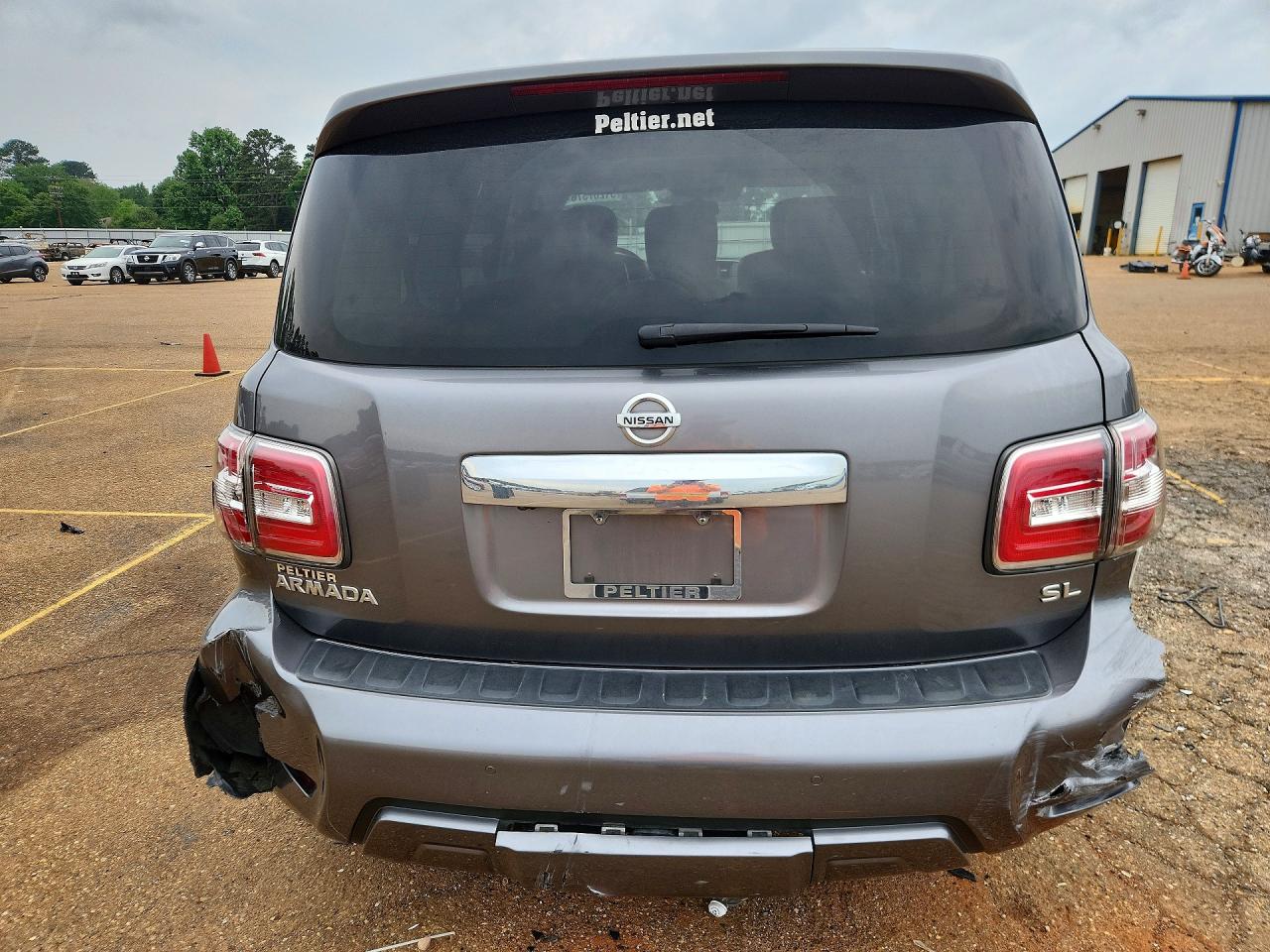 Nissan Armada Sl