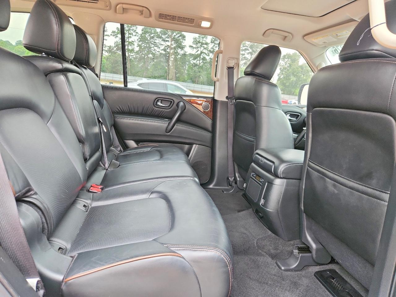 Nissan Armada Sl