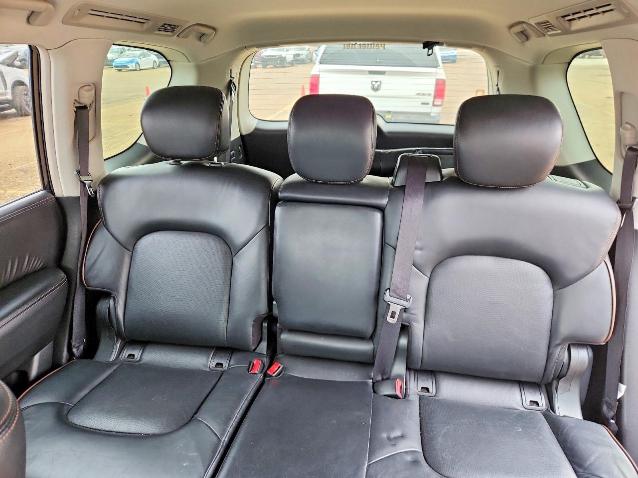 Nissan Armada Sl