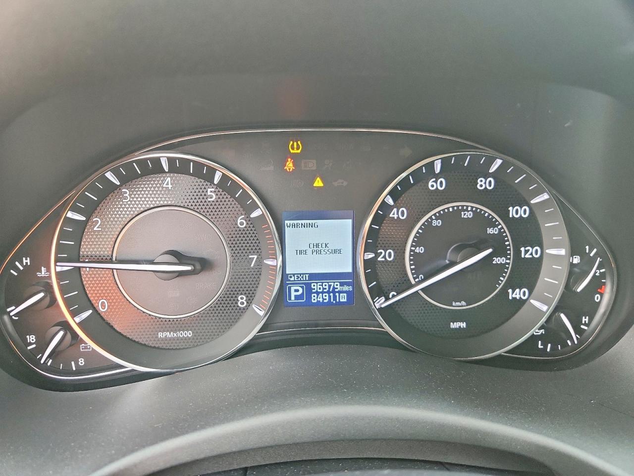 Nissan Armada Sl