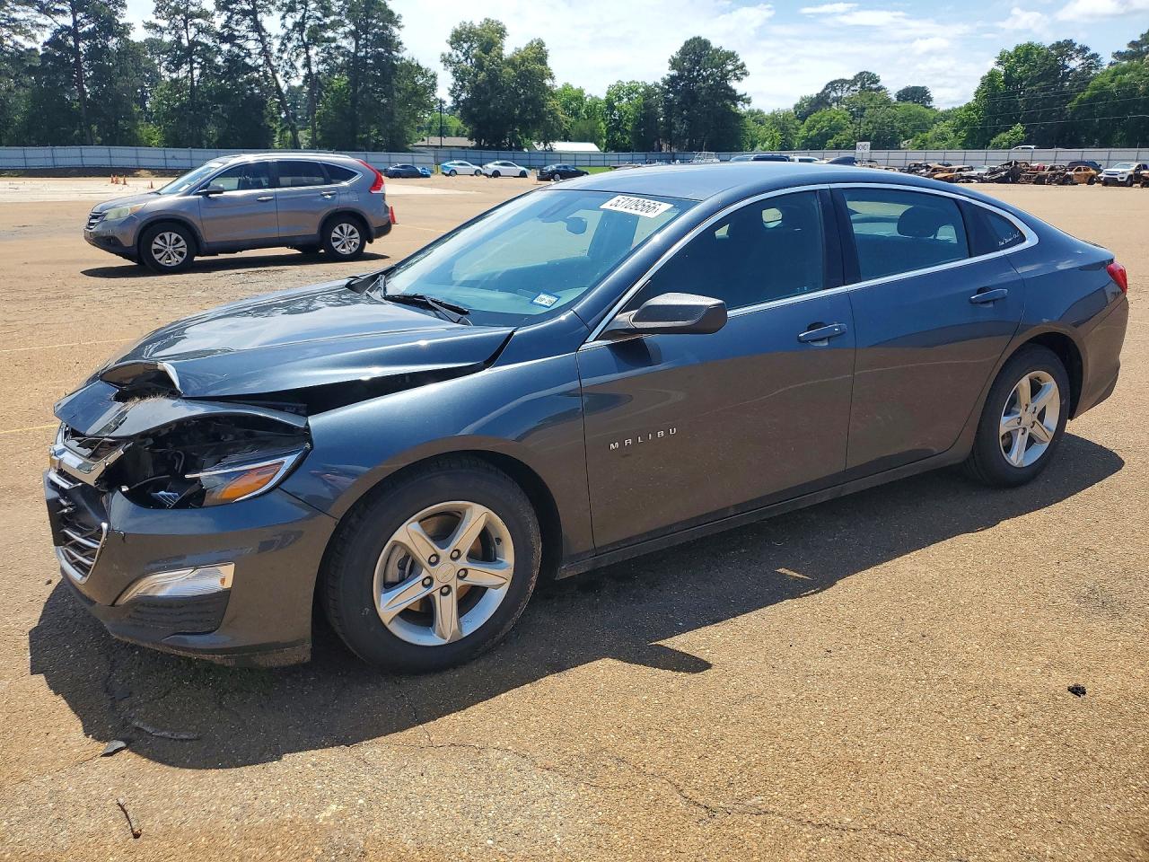 Salvage Chevrolet Malibu Image
