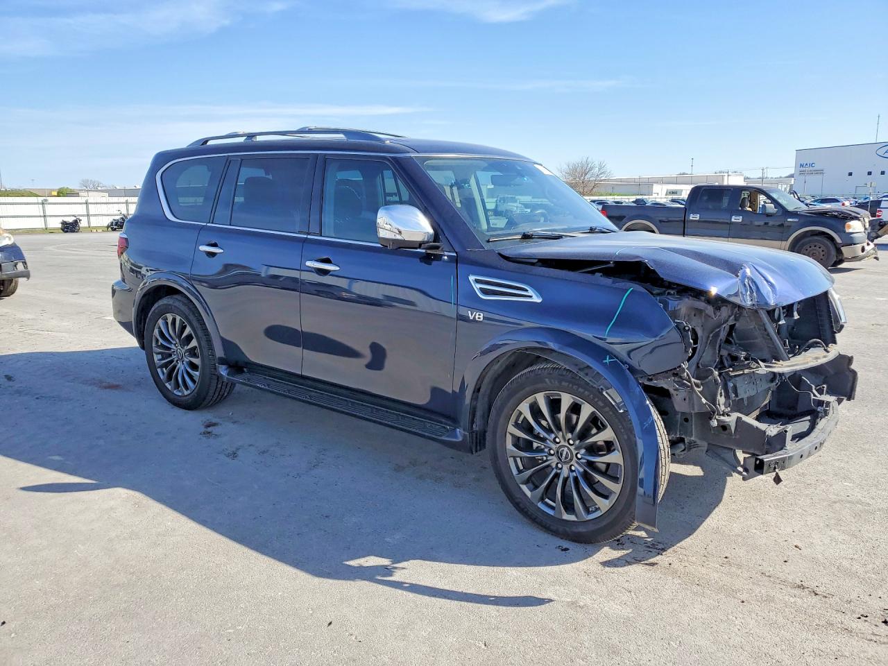 Nissan Armada Platinum