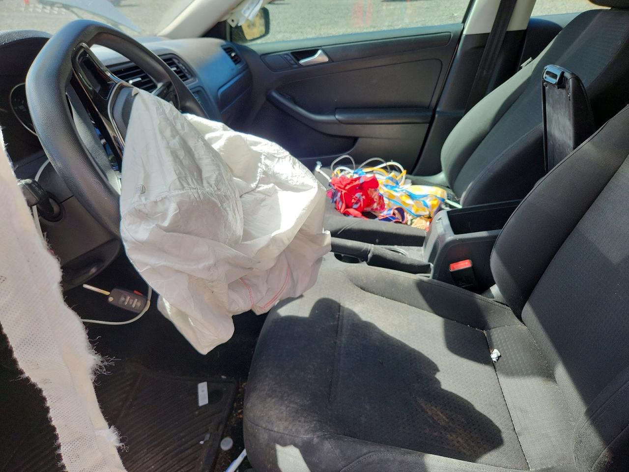 Volkswagen Jetta Base