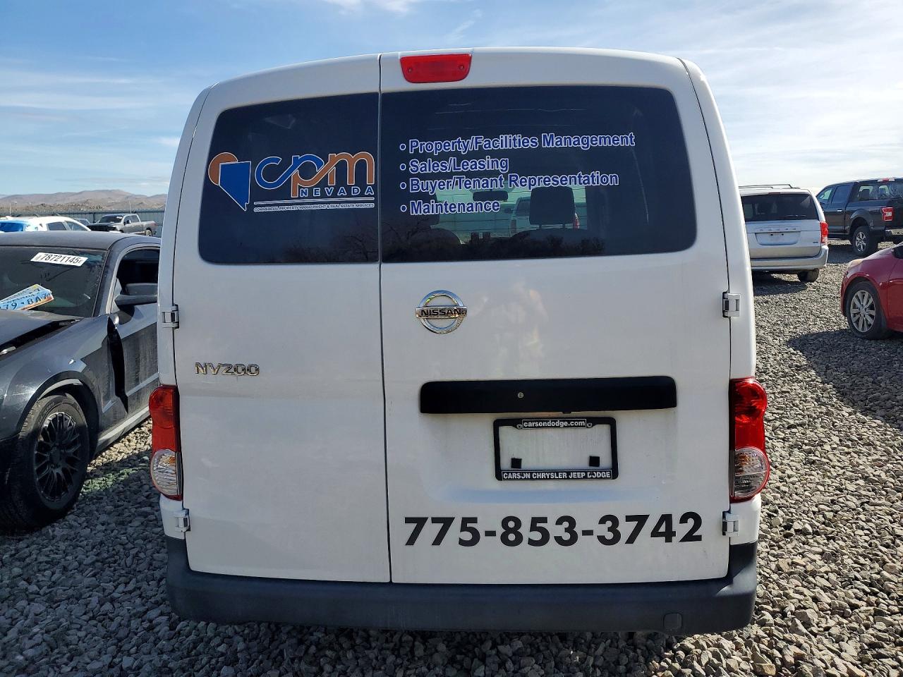 Nissan Nv