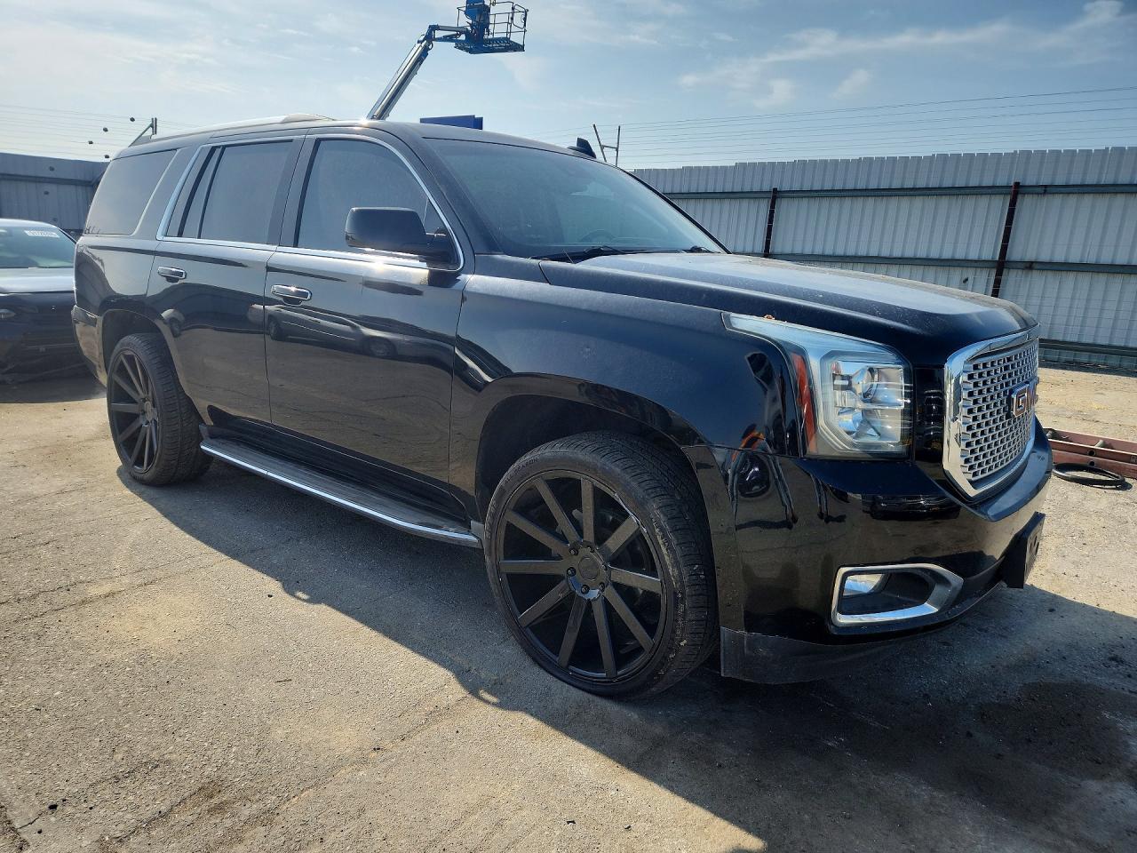 GMC Yukon Denali