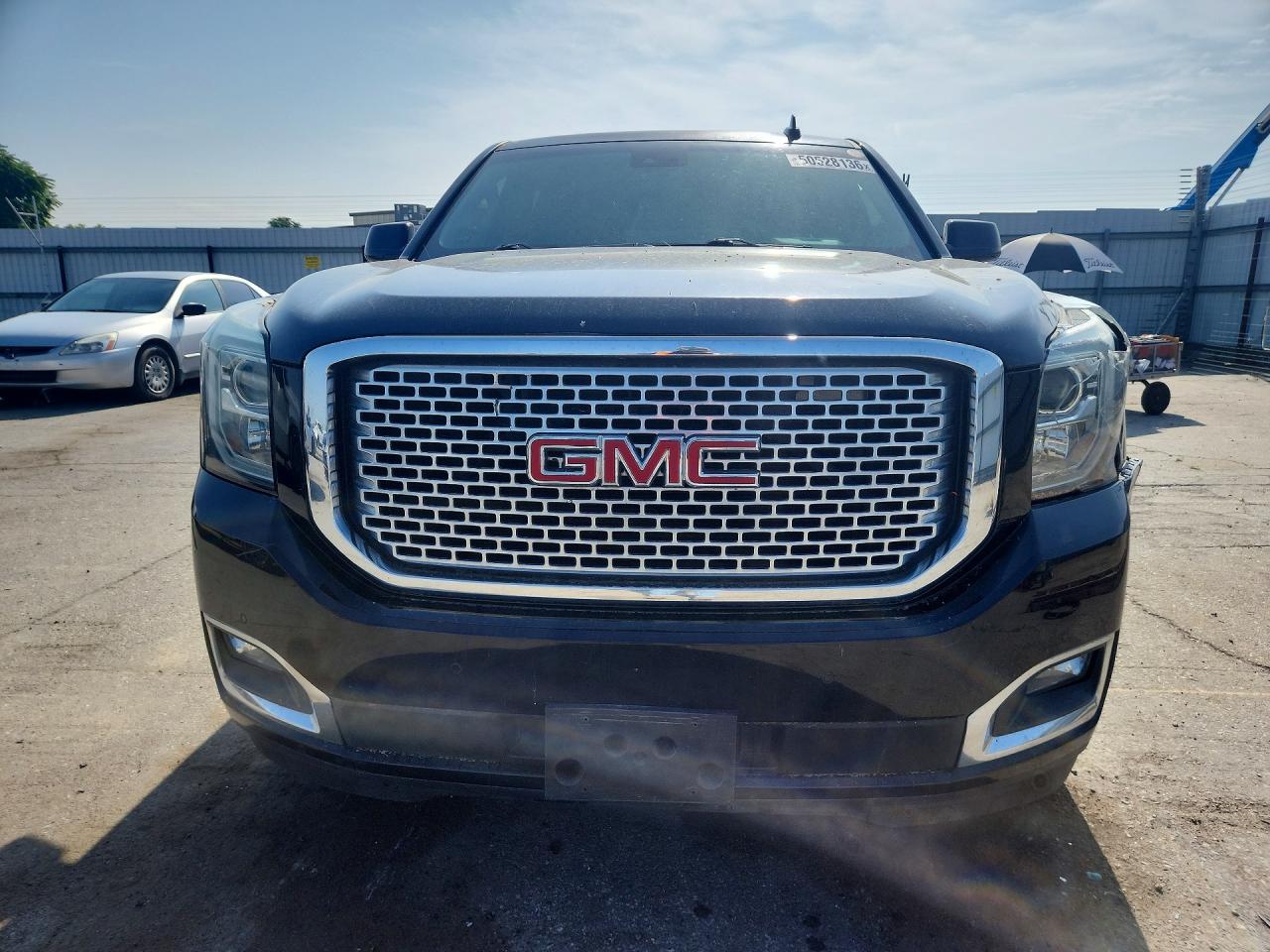 GMC Yukon Denali