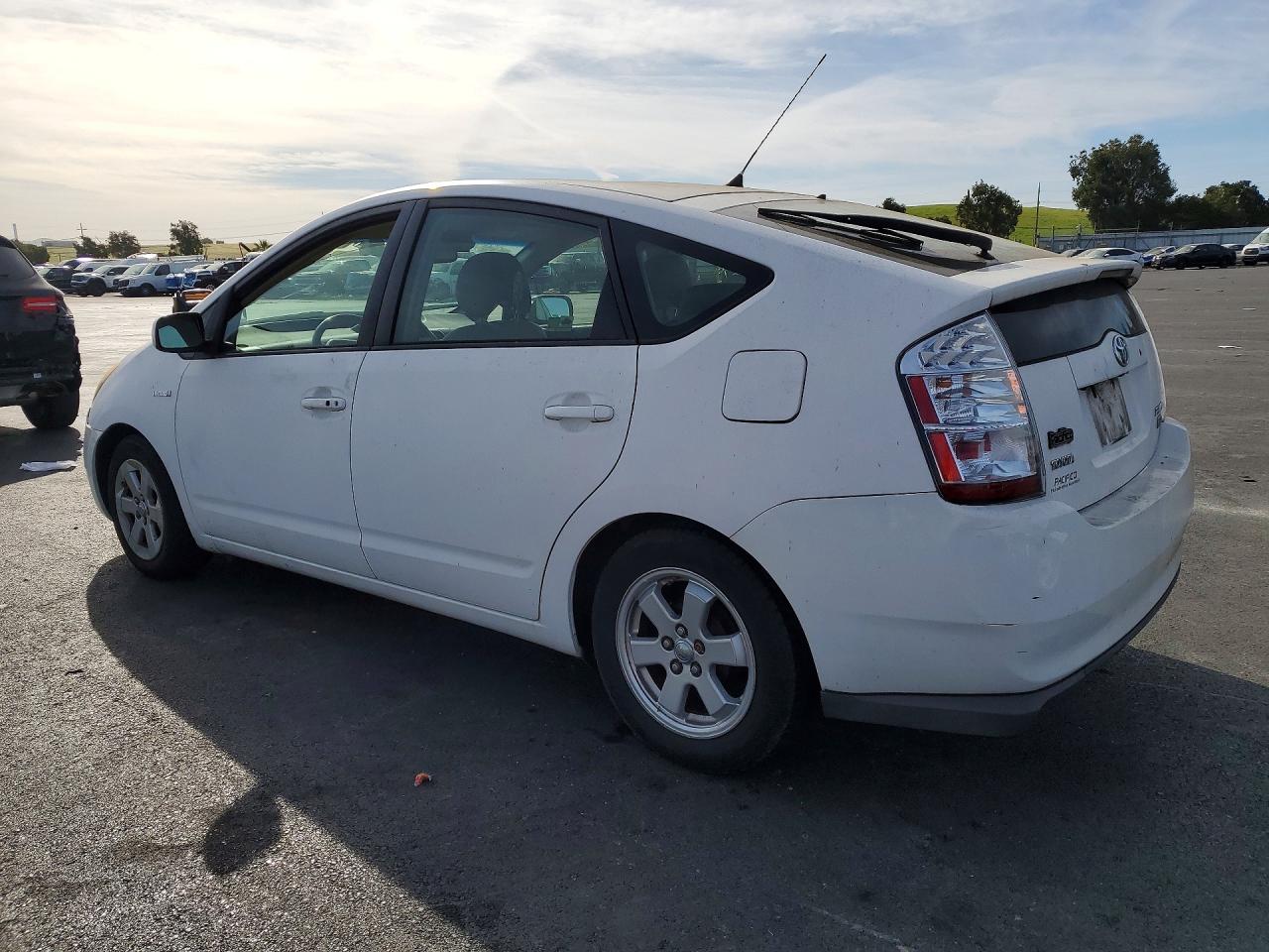 Toyota Prius Base
