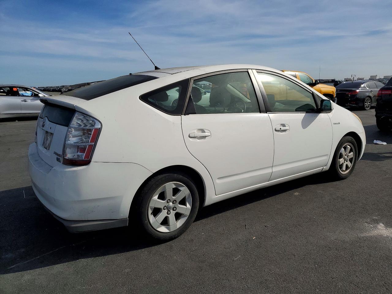 Toyota Prius Base