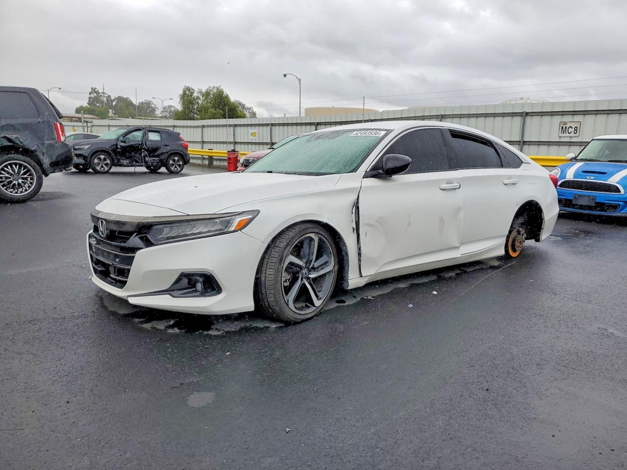 Salvage Honda Accord Image