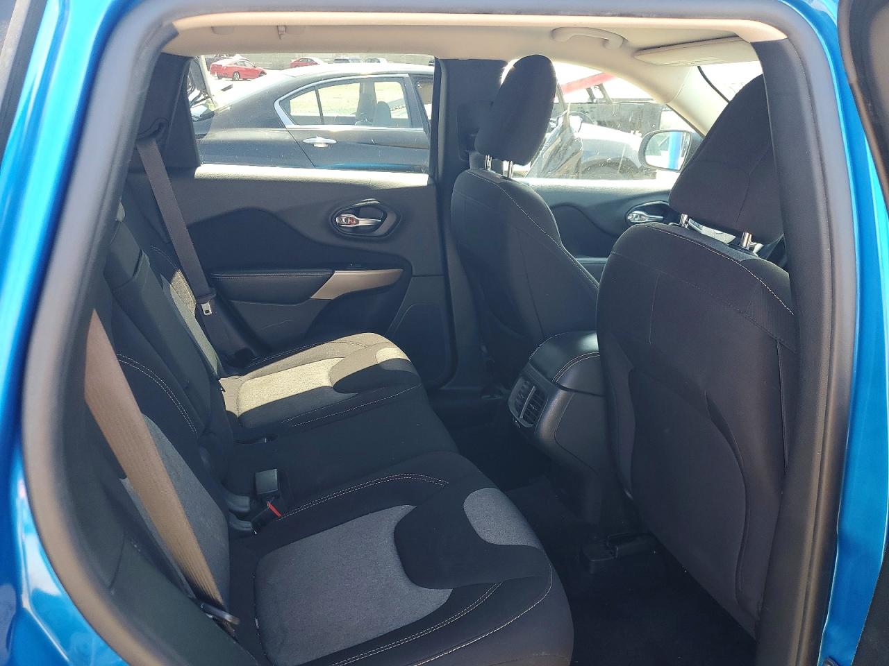 Jeep Cherokee Sport